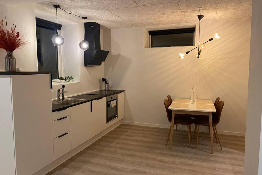 Apartamento Central Kaelder Lejlighed Give Exterior foto